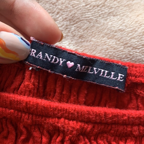 Red Top - Picture 2 of 2